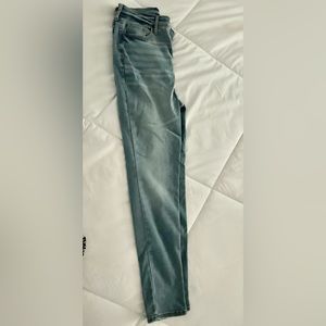 OLD NAVY - Size 8-12 -Rockstar Super Skinny Jeans